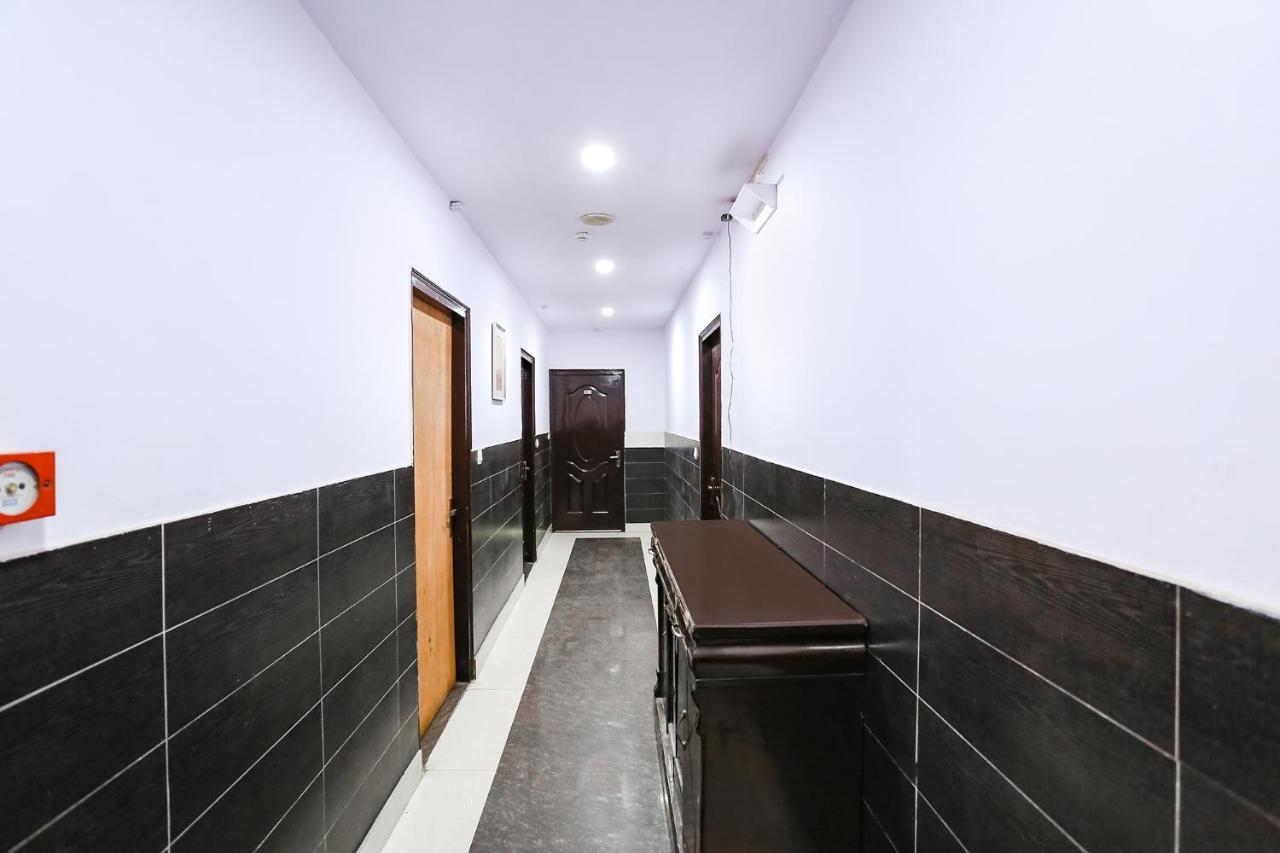 Fabhotel The Lazeez Hotel 3*