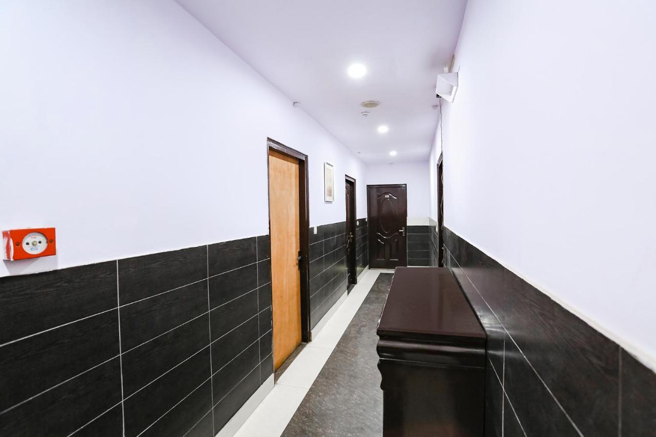Fabhotel The Lazeez New Delhi