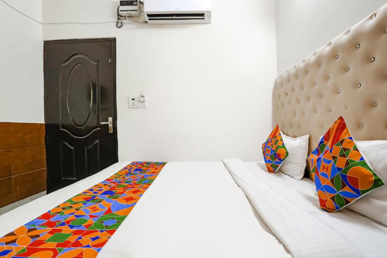 Fabhotel The Lazeez